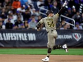 Freddy Fermín pegó su quinto bambinazo del año