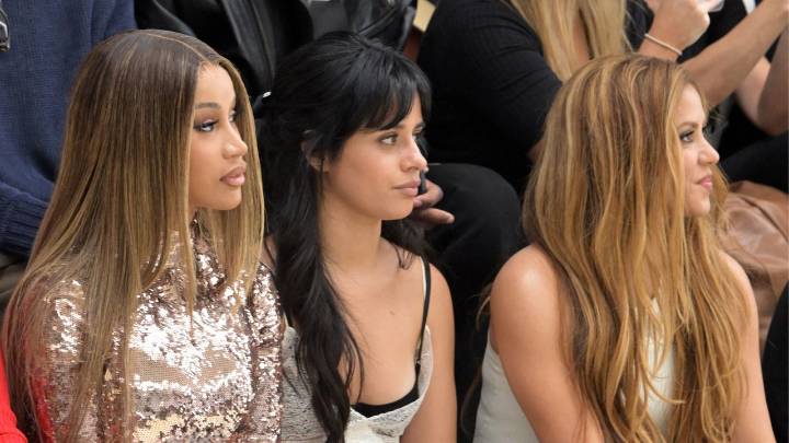 Cardi B reveló que espera hijo de un reconocido futbolista tras su última ruptura amorosa en la que recibió el apoyo de Shakira
