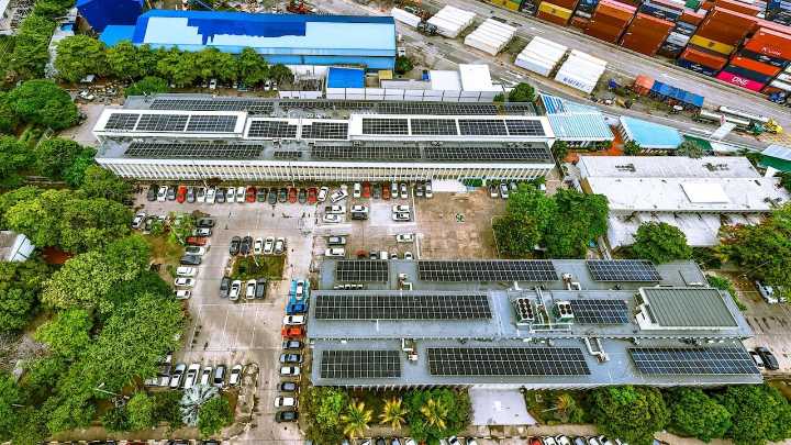 Dian le apuesta a la energía limpia: inauguró una planta solar en sus sedes de Impuestos y Aduanas en Cartagena