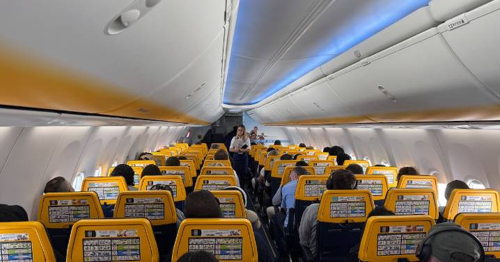 Flight Attendants Injured as Severe Turbulence Throws Crew Member Into Ceiling