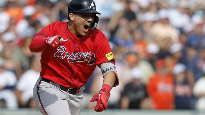 Surging Braves rally past reeling Tigers for 6