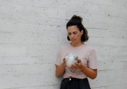 Tania Blanco se alza con el Premio Museo Barjola con la obra 'Gas, óxido, sal'