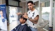 El míster Europa barbero que antes fue albañil y camarero