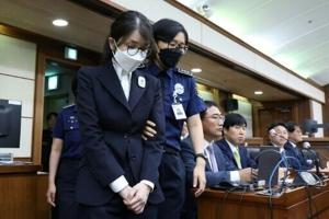 S. Korea’s ex-first lady goes on trial in corruption case