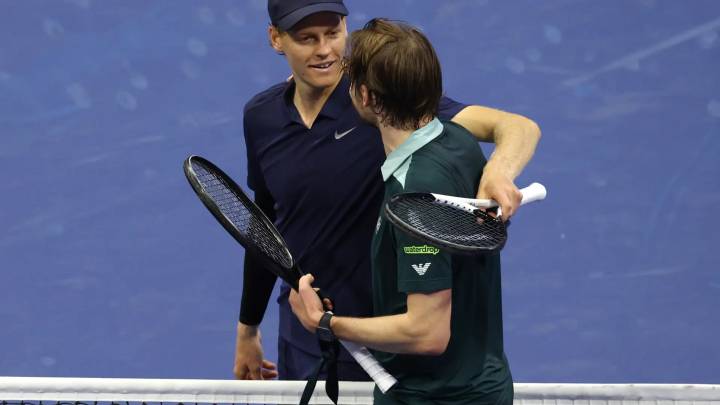 La divertida reacción de Bublik tras caer derrotado ante Sinner de paliza en el US Open: "Yo no soy tan malo"