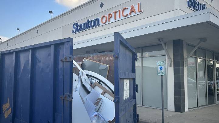 Stanton Optical faces fraud allegations from franchise owners, 9 Houston locations closing