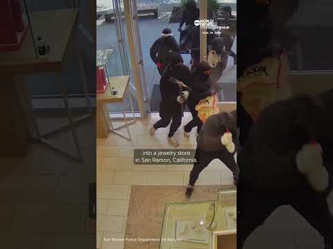 Robbers ransack California jewelry store in $1 million smash