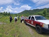 12 PERSONAS Y DOS PERRITOS EN LA CRECIENTE DEL RÍO ACAPONETA
