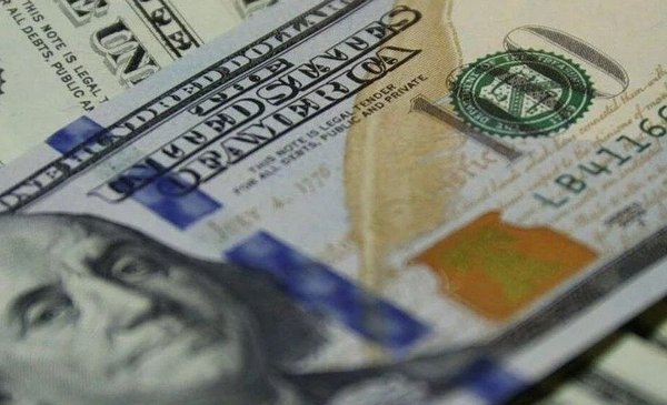 El dólar mayorista sube y está a menos de $2 de tocar el techo de la banda de flotación