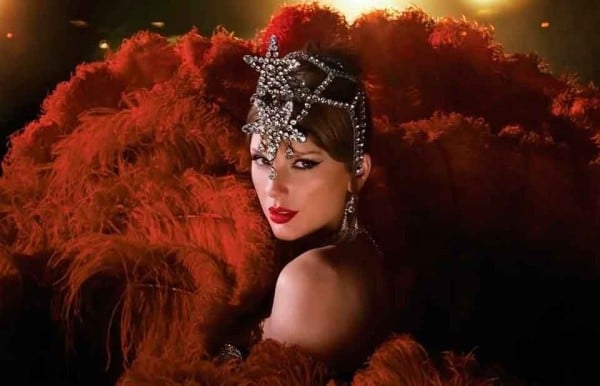 Celebrará Swift en cines estreno de 'The Life of a Showgirl'