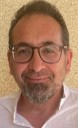 'Lo público estorba, lo privado prospera'