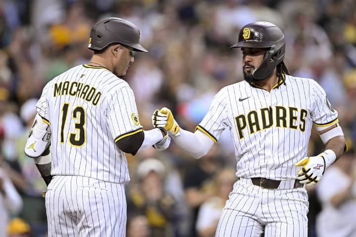 Deadspin | Padres look to ignite offense in opener vs. reeling Rockies