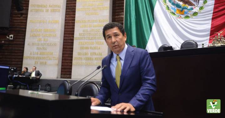 Mario López Hernández niega haber sido detenido en EU, pero no aclara la situación de su visa