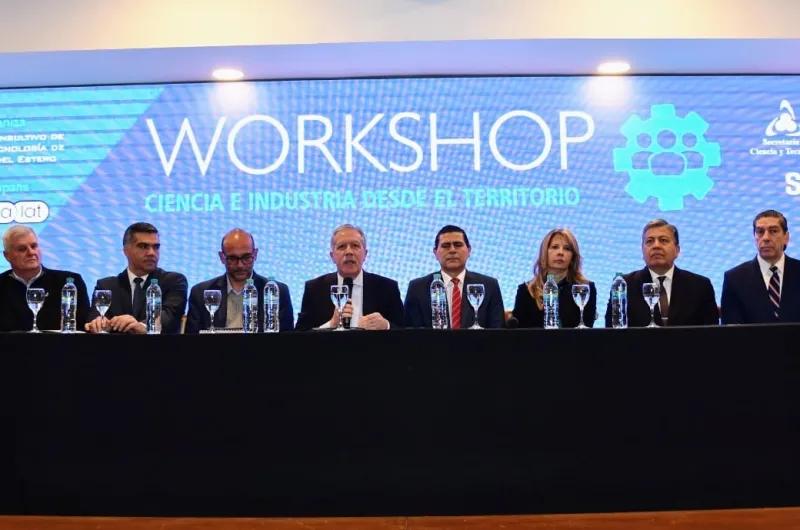 Elías Suárez participó de un taller sobre Ciencia, Industria y Territorio
