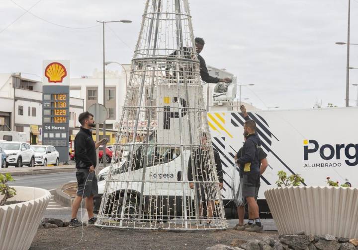 Arrecife acoge el alumbrado navideño