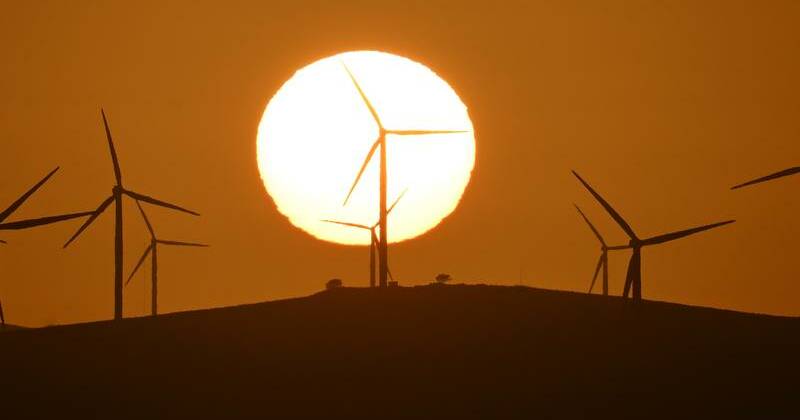 Climate hearing heats up over 'explosive' target detail