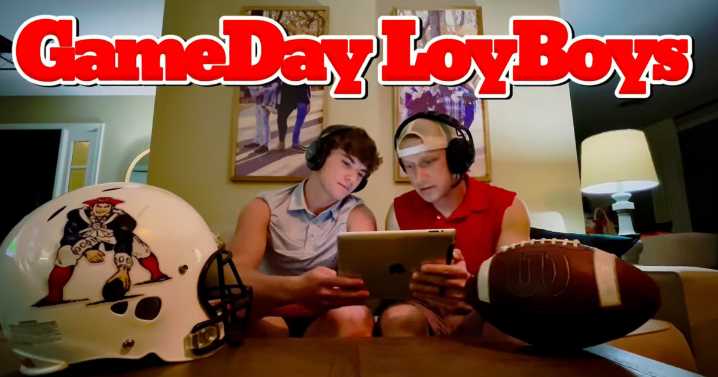 Dad battling cancer rallies for Colonial Heights football in game day videos: 'It's not going to stop me'