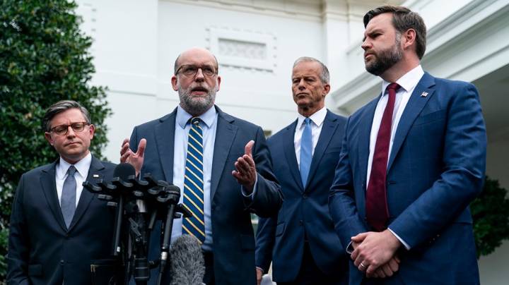 Federal employees told Democrats to blame for shutdown in ‘highly inappropriate’ email