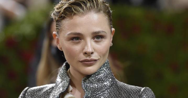 Chloë Grace Moretz marries longtime girlfriend Kate Harrison