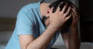 Suicidio en México: Hombres de 30 a 44 años, con trabajo y estudios, son los más vulnerables
