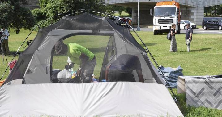 Letter: New York must do a better job with the homeless