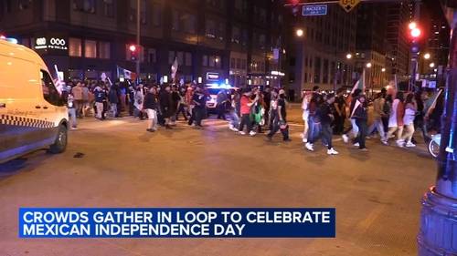 Mexican Independence Day celebrations draw crowds downtown Chicago, closing streets