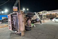 Volcadura de camión recolector en avenida Tecnológico fue durante traslado en grúa