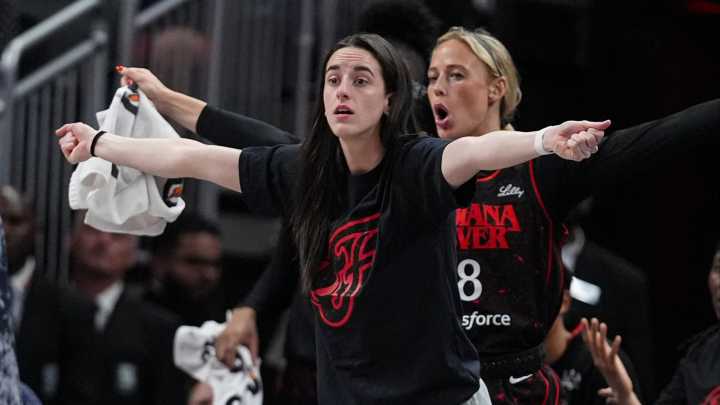 Caitlin Clark fans left fuming after WNBA rival receives top award - 'has a league ever treated its biggest star worse?'