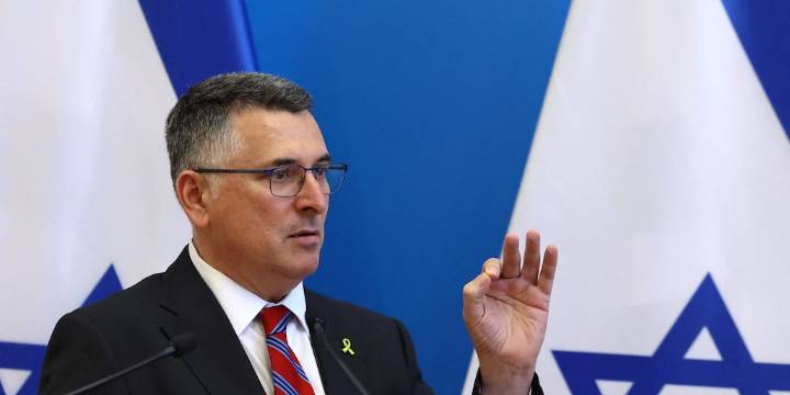 Israel dijo que el reconocimiento británico del Estado palestino es una “recompensa” a los terroristas de Hamas