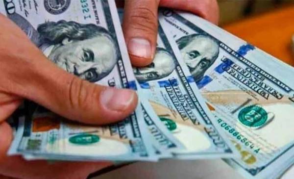 Otro respiro: bajan los dólares y el riesgo país; suben bonos y acciones