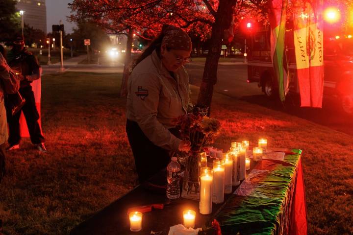 Muere un segundo migrante baleado en la oficina del ICE en Dallas tras días hospitalizado