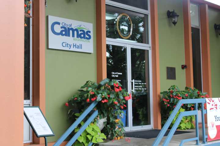 Camas city councilors adopt code of conduct