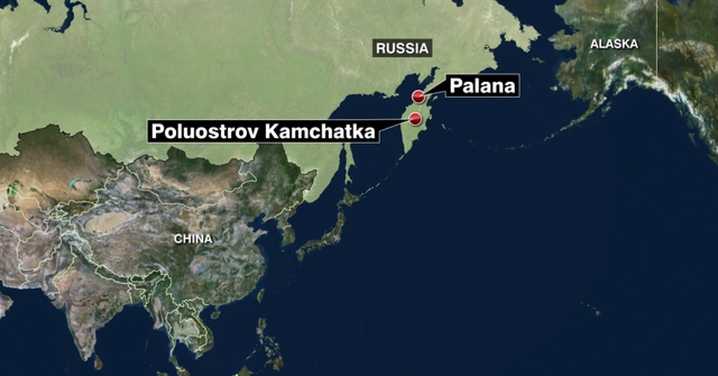 Magnitude 7.8 quake off Russia triggers tsunami warnings