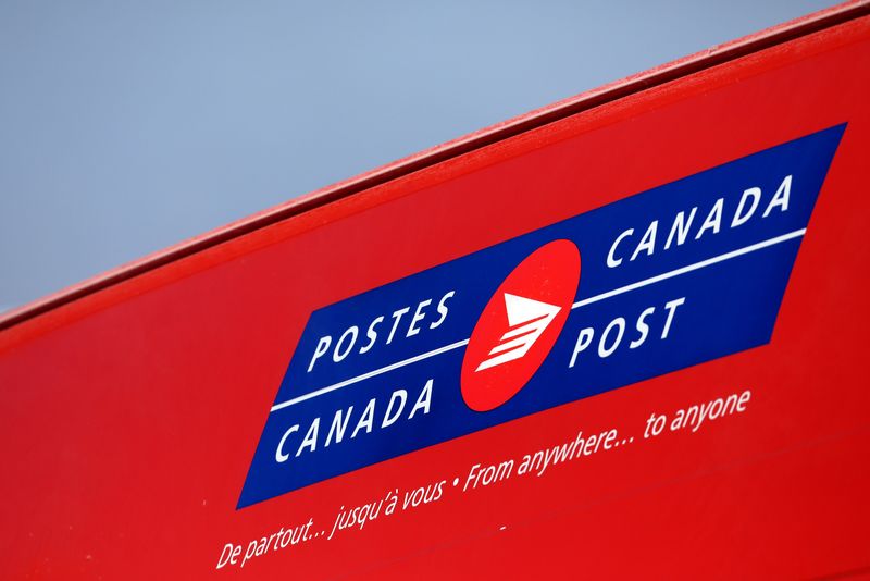 Canada Post workers go on nationwide strike after government calls for reform