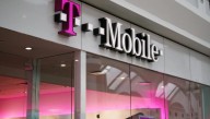 T-Mobile Sparks Outrage After Refusing To Sell iPhone 17 Pro Unless Customer Agreed To Buy Apple Watch In Forced Bundle Deal