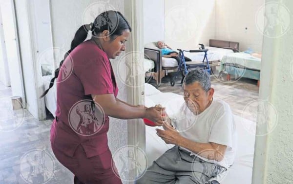 ‘Abran su corazón para los abuelitos’