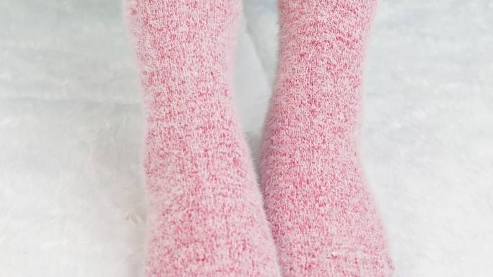 El secreto de las abuelas para dejar tus medias como nuevas y evitar que pierdan el color con el tiempo