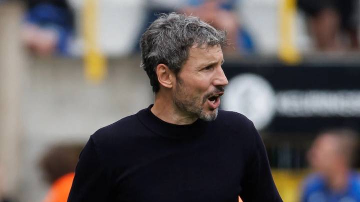 Mark van Bommel reveals shock talks over British managerial job this summer
