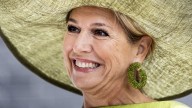 Queen Maxima divides royal fans with 'adventurous' velvet mini dress 