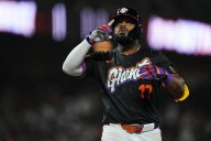 Burleson hits go-ahead single in 9th, Donovan adds career-best 4 doubles, Cardinals beat Giants 9