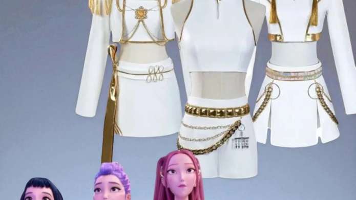 8 Best Family of Three Halloween Costumes — From KPop Demon Hunters to Paw Patrol