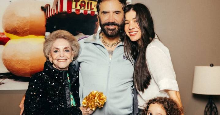 Así celebró Alejandro Fernández el cumpleaños de su novia