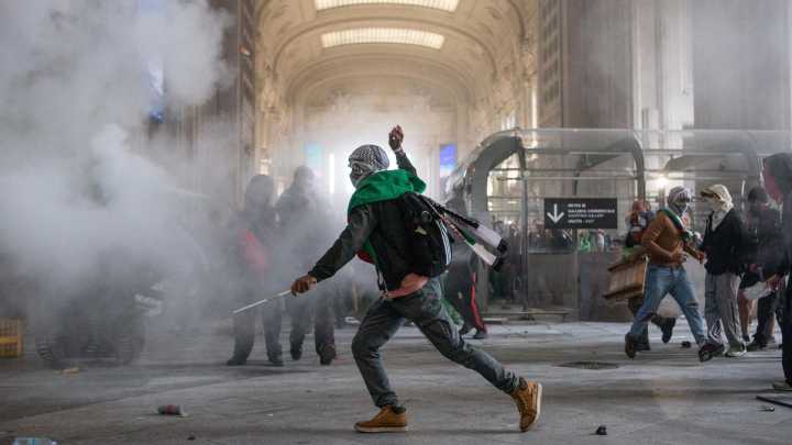 Al menos 60 personas heridas y 18 detenidas en Italia tras varios disturbios en una jornada de huelga por Gaza