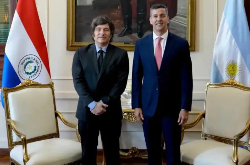 Fuerte respaldo a Peña: Milei elogió la apertura comercial y la cooperación regional de Paraguay
