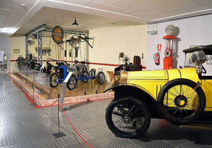 El Museo de Historia de la Automoción de Salamanca celebra su primer día en su aniversario