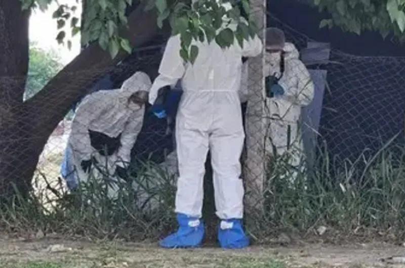 Trágico hallazgo: niños que salían de una cancha encontraron el cuerpo de un hombre