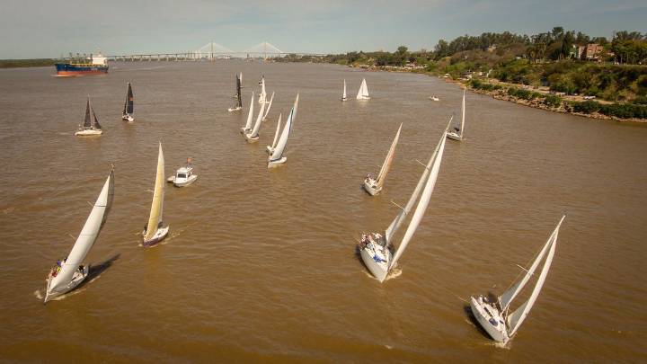 Granadero Baigorria vibró con una regata que convocó a clubes de la región