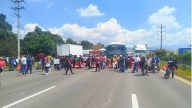 Bloquean habitantes de Lerma la carretera México