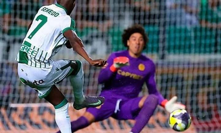 Memo Ochoa debuta en Chipre y es goleado; pierde el Ael Limassol
