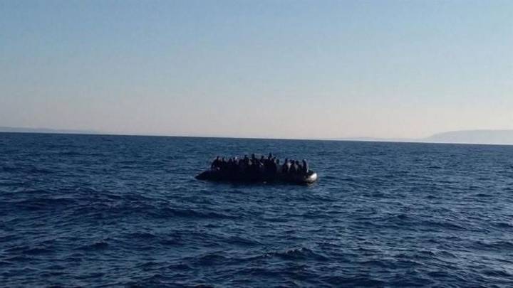 Dos pateras con 47 inmigrantes llegan de madrugada al sur de Cabrera